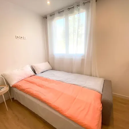 Apartment Laffitte Joli T2 Au Coeur Du Parc & Parking & Rer Pour Paris & La Defense *